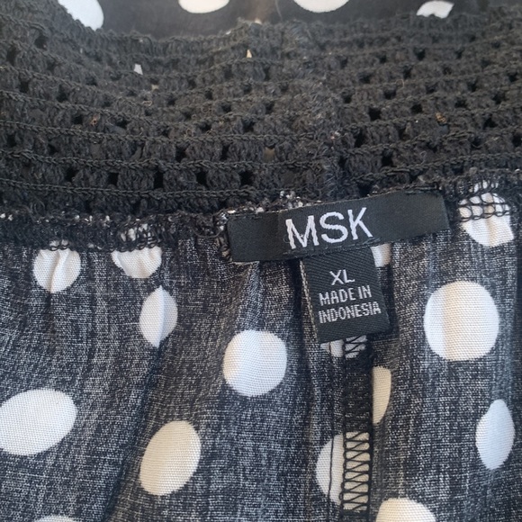 Off the shoulder polka dot dress - Picture 4 of 5